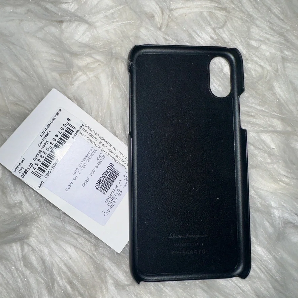 New Salvatore Ferragamo XS iPhone case